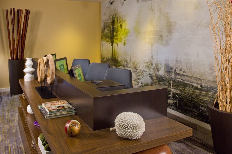 Отель Courtyard By Marriott Orlando Airport Экстерьер фото